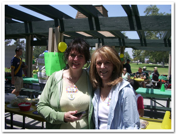 Linda Sellers, Anita Edwards