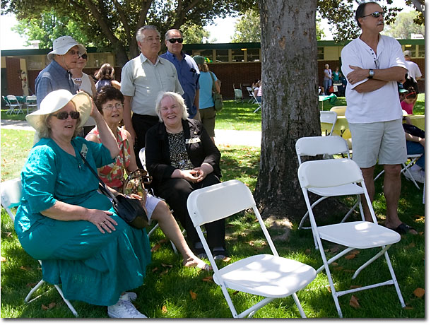 Sitting: Karen (Hall) Kunze, Marti (Wright) Unger, Janet (Bessa) Buell. Standing from left to right: Pete Bessa (class of ’60), Karen & Jack Hermann (Class of ’60), Bill Buell, George Tonner